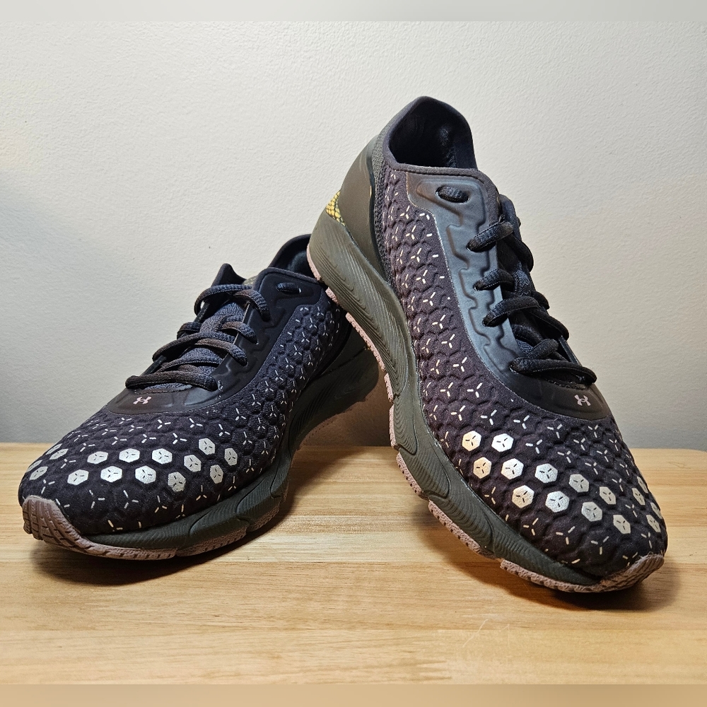 Women's Under Armour HOVR Sonic 3 Storm Running Shoes Soze 7.5